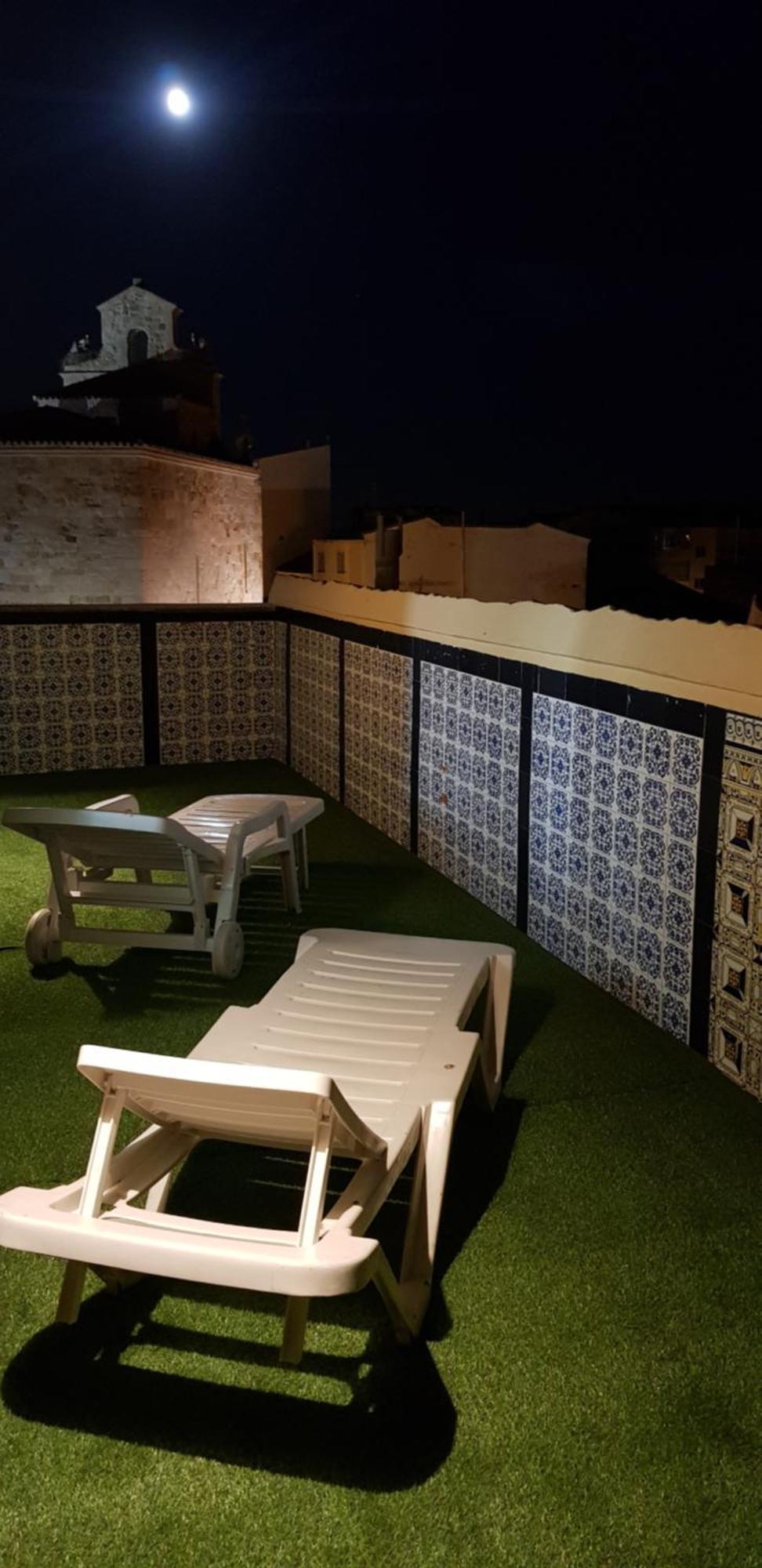 Apartamentos La Muralla Zamora Rum bild