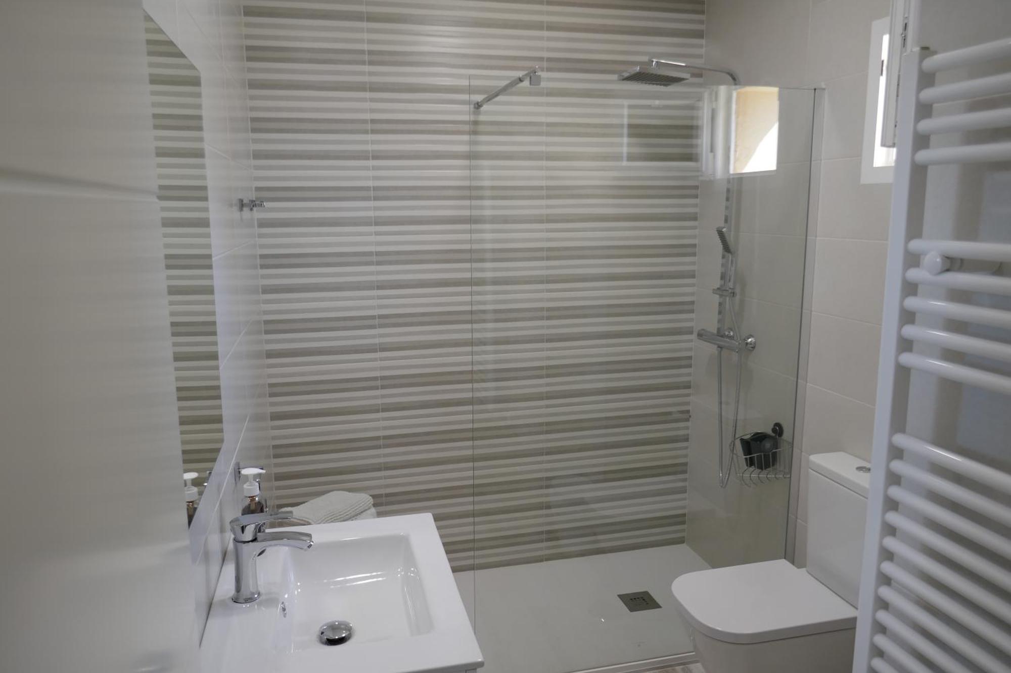 Apartamentos La Muralla Zamora Rum bild